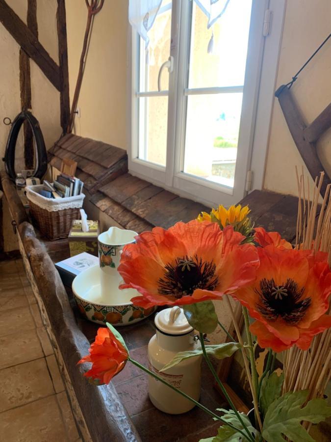 Les Logis Du Breuil Bed and Breakfast Marchéville Buitenkant foto