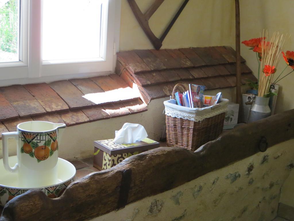 Les Logis Du Breuil Bed and Breakfast Marchéville Buitenkant foto